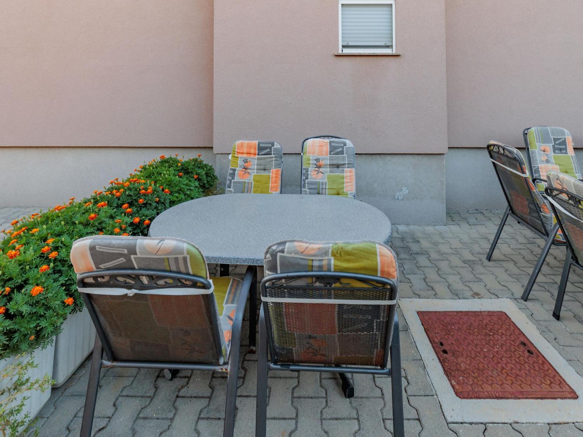 Apartment Mlasina-4 By Interhome Nin Exterior foto