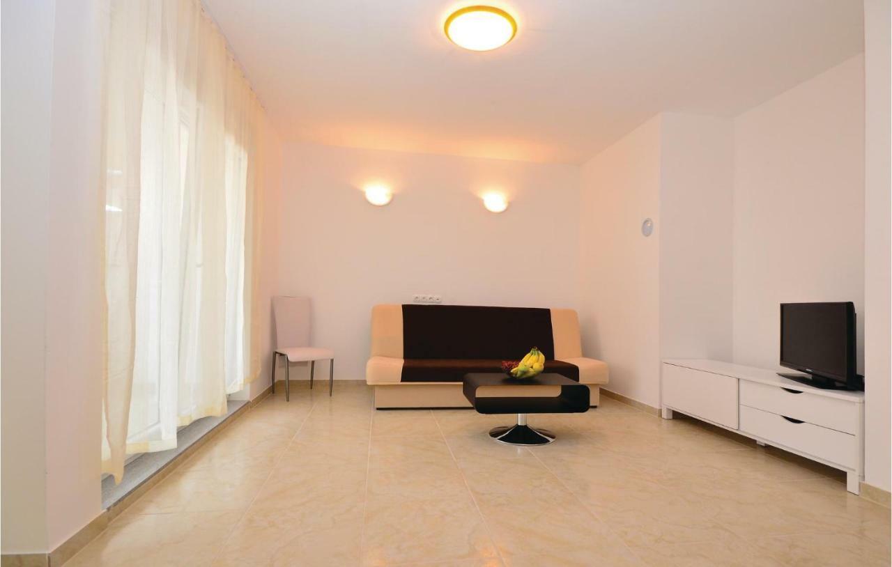Apartment Mlasina-4 By Interhome Nin Exterior foto